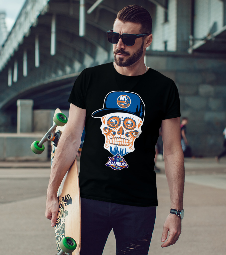 New York Islanders Skull With Cap T-Shirt