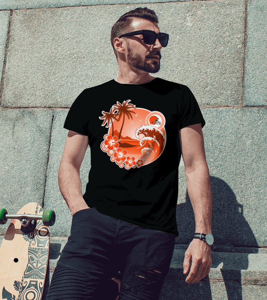 Cleveland Browns Holiday Tropical Beach Scene With Flowers And Helmet T-Shirt