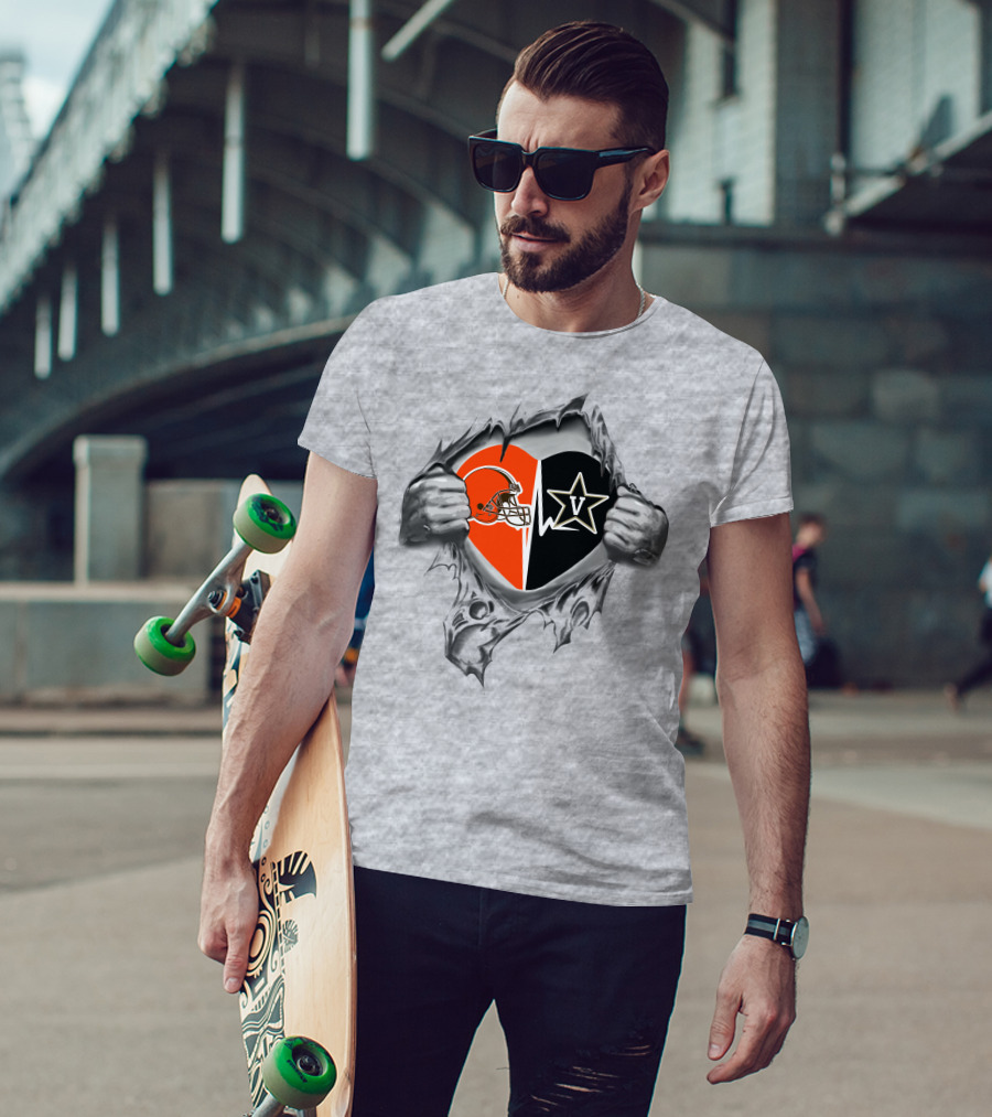 Browns Vanderbilt Commodores Heart Helmet Star T-Shirt