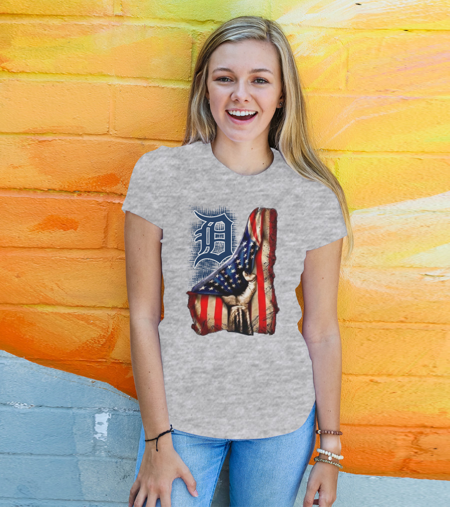 Detroit Tigers American Flag Patriotic Design 230 T-Shirt