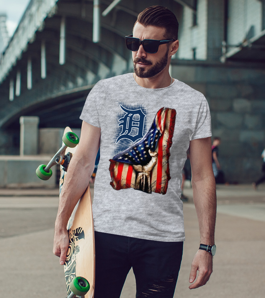 Detroit Tigers American Flag Patriotic Design 230 T-Shirt
