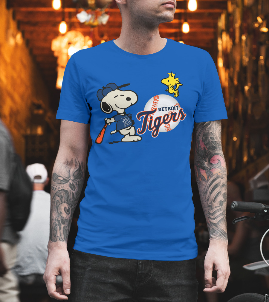 Detroit Tigers Snoopy Woodstock Baseball T-Shirt