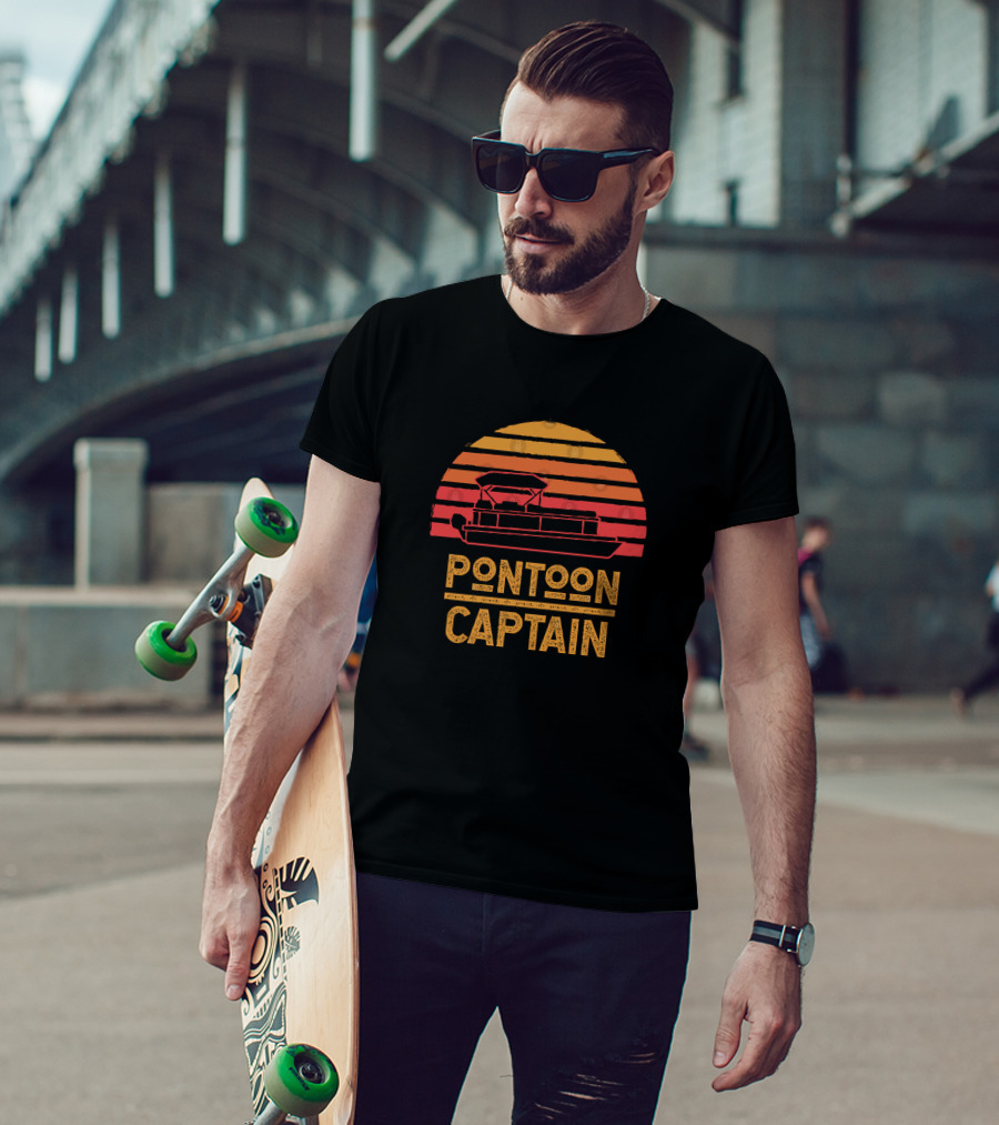 Pontoon Captain Vintage Sunset Boat Owner T-Shirt