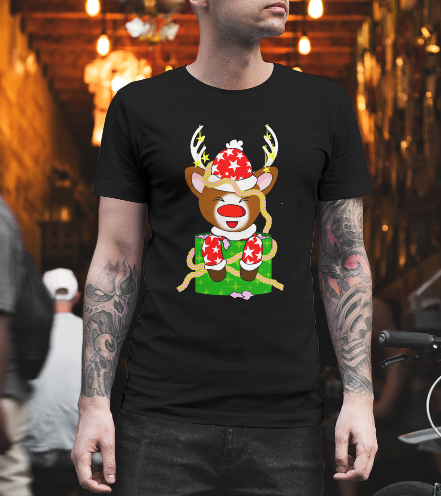 Kawaii Santa Reindeer In Festive Gift Box With Tinsel And Stars T-Shirt