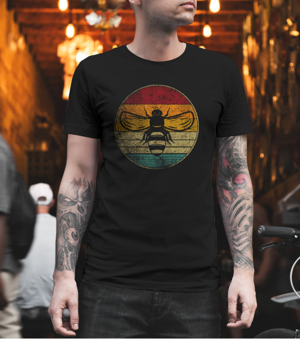 Beekeeper Save The Bees Retro Queen Honey Whisperer Vintage Circle T-Shirt Beekeeper Save The Bees Retro Queen Honey Whisperer Vintage Circle T-Shirt