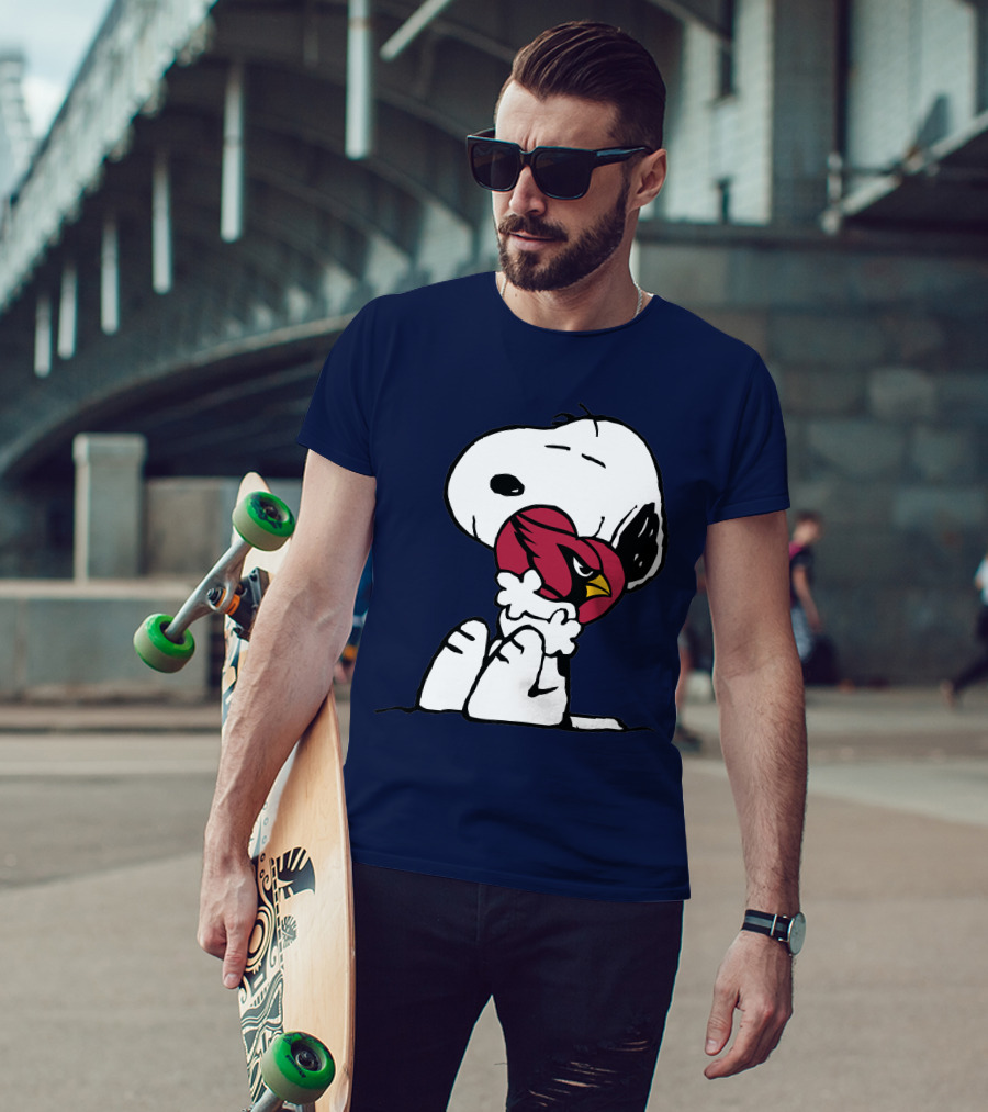 Snoopy Holding Arizona Cardinals Football Team T-Shirt