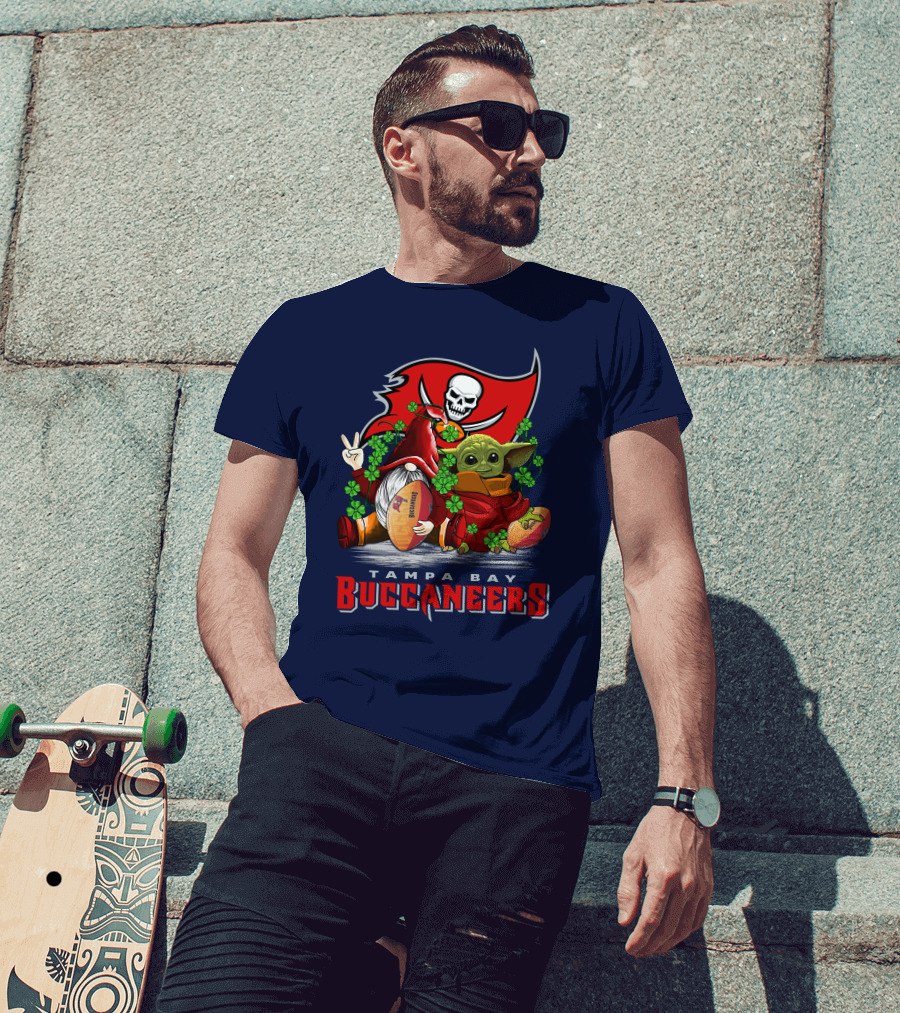 Tampa Bay Buccaneers Gnome And Baby Alien Football Peace T-Shirt