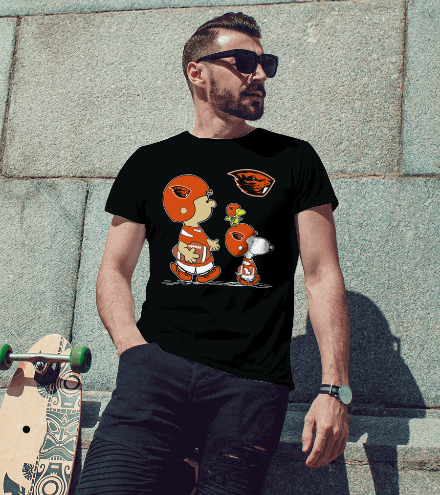Oregon State Beavers Cartoon Characters Football Helmets T-Shirt