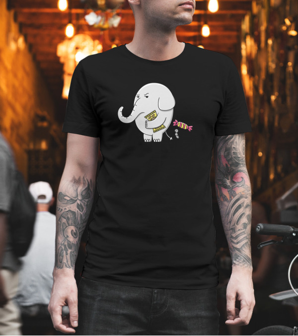 Hey Bro Six Feet Away I Am Six Feet Away Problems Elephant and Mouse Pizza Slice and Candy T-Shirt Hey Bro Six Feet Away I Am Six Feet Away Problems Elephant and Mouse Pizza Slice and Candy T-Shirt