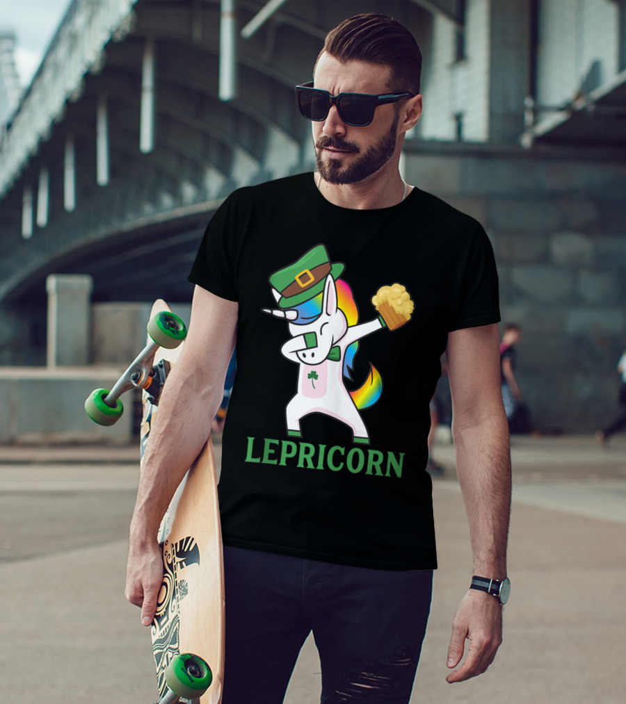 Lepricorn Cool Irish Leprechaun Unicorn Dabbing With Beer T-Shirt