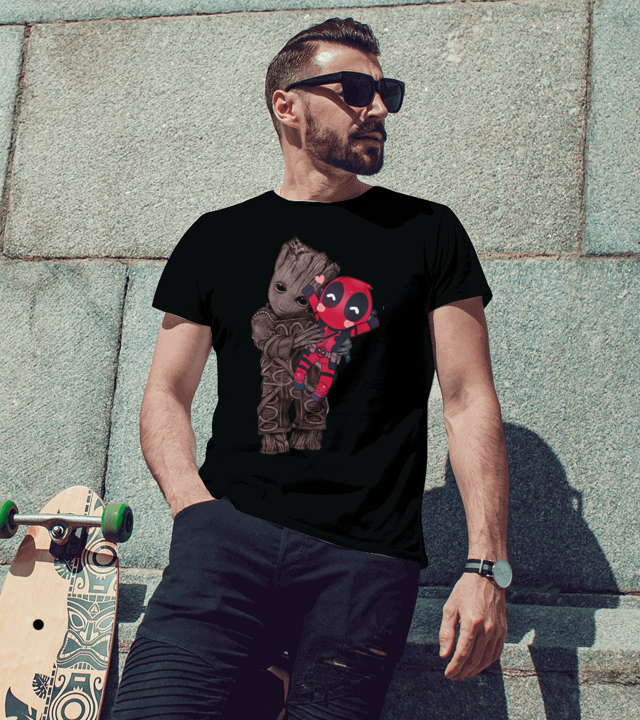 Groot Hugging Chibi Deadpool With Hearts T-Shirt