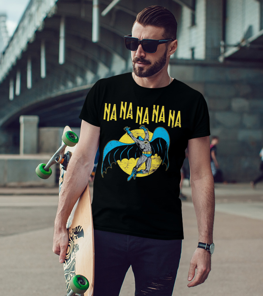 Na Na Na Na Na Na Batman Retro Style 1960s Comic Book Hero Vintage Bat T-Shirt