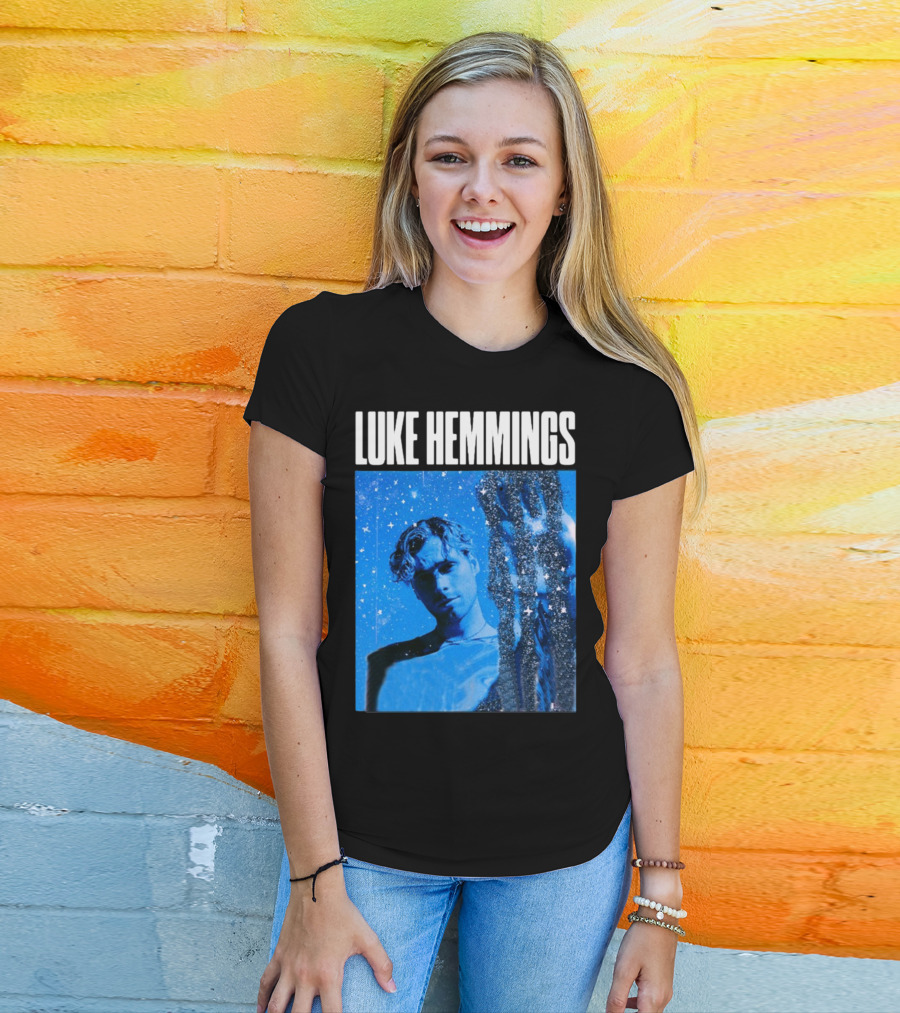 Luke Hemmings Live At The Fonda June 08 Blue Starry Night Aesthetic T-Shirt