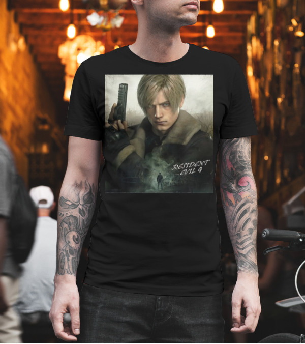 Resident Evil 4 Leon Kennedy Heroic Stance T-Shirt Resident Evil 4 Leon Kennedy Heroic Stance T-Shirt