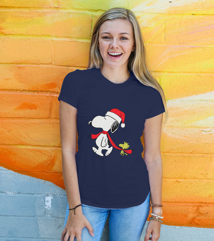 Snoopy Santa Hat And Woodstock Christmas Peanuts Scarf T-Shirt