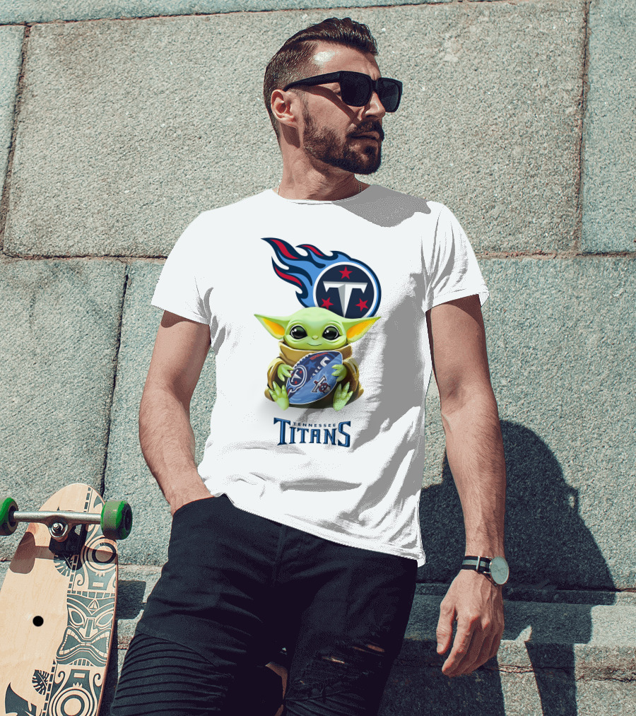 Baby Yoda Hug Tennessee Titans Football Fan Gear T-Shirt