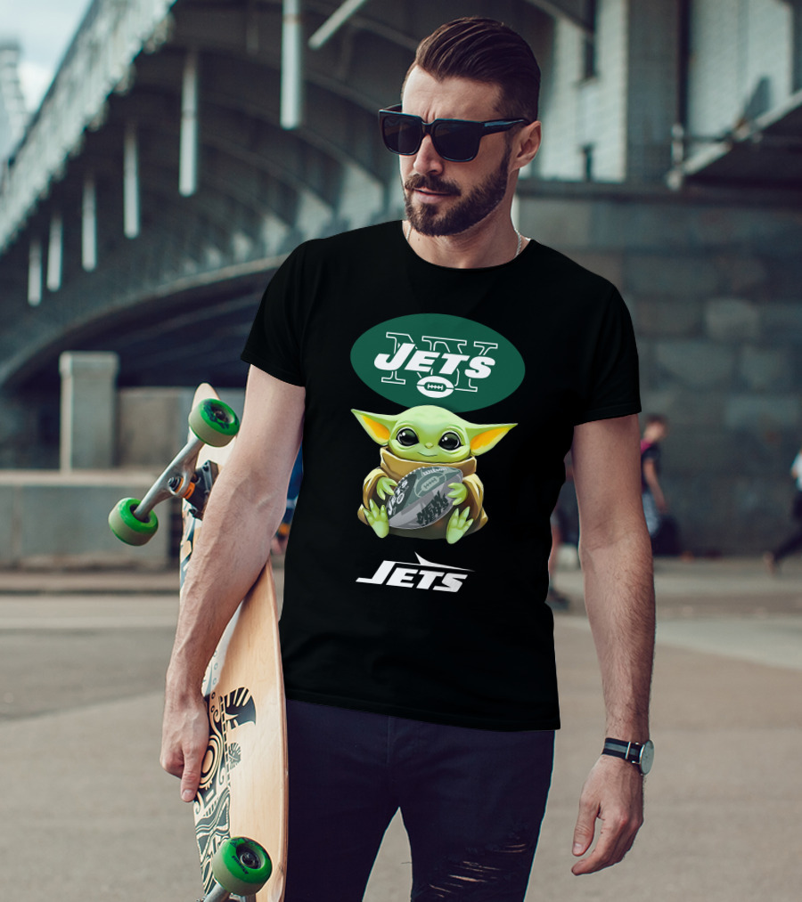 Star Wars Baby Yoda Hug Jets Football New York Tailgate T-Shirt