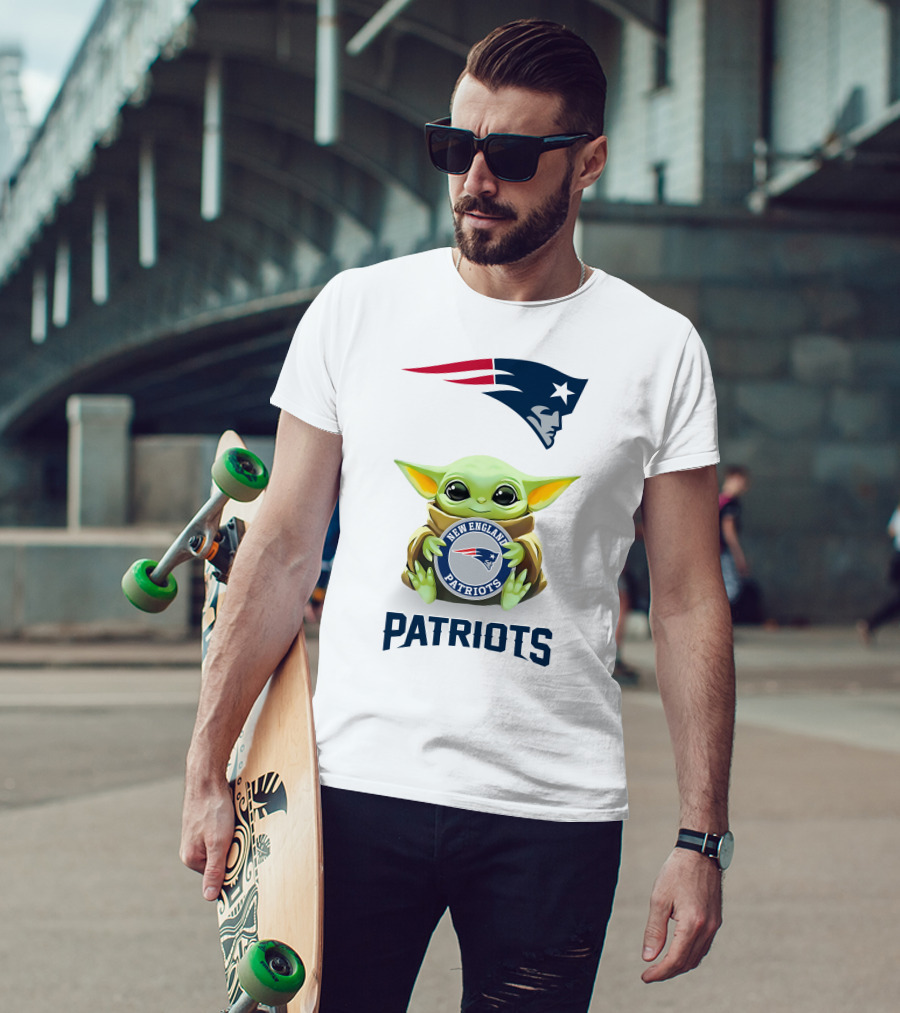Baby Yoda New England Patriots Hugging T-Shirt