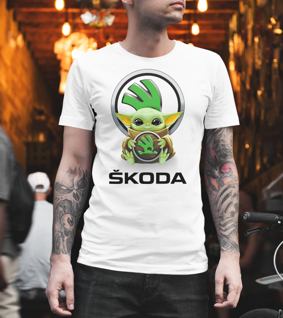 Baby Yoda Hug Škoda T-Shirt