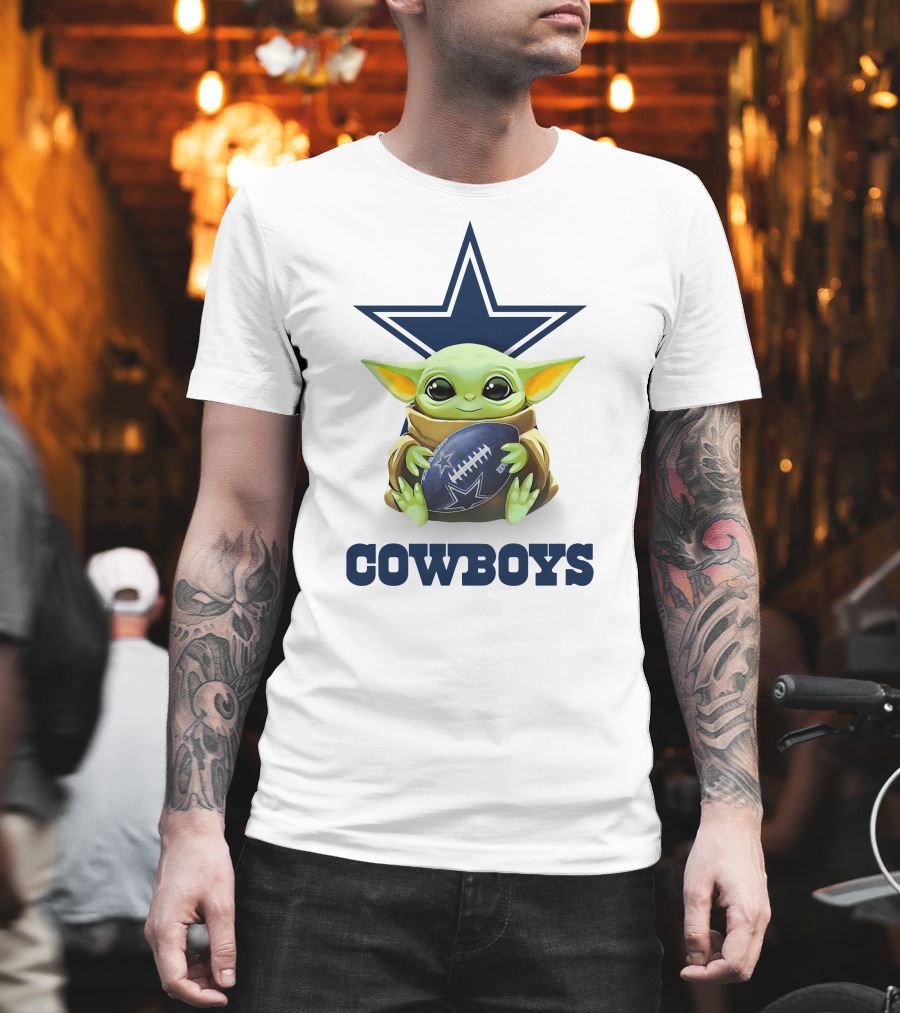 Star Wars Baby Yoda Hug Cowboys Football Dallas Tailgate White T-Shirt