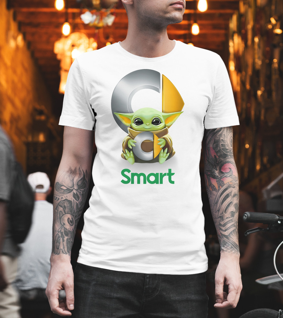 Star Wars Baby Yoda Hug C Logo Smart T-Shirt