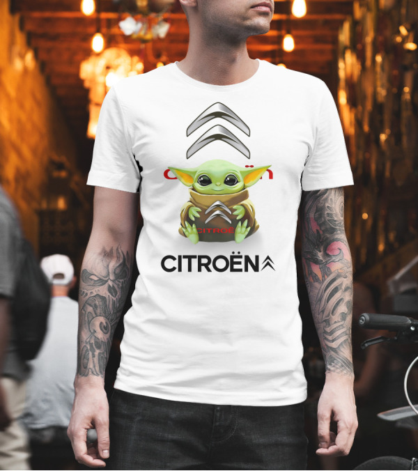 Grogu Citroën Hug Theme with Citroën Logo and Grogu in T-Shirt Grogu Citroën Hug Theme with Citroën Logo and Grogu in T-Shirt