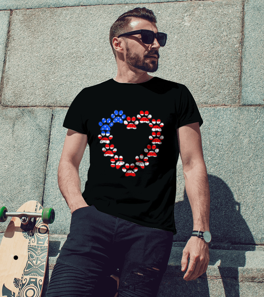 USA Flag Cat Dog Paw Prints Heart Animal Lover Patriotic Emblem T-Shirt