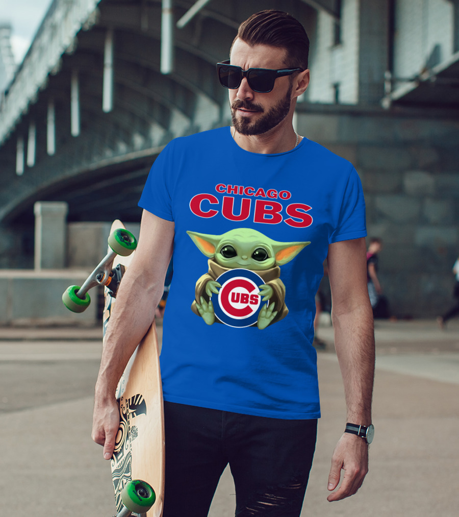 Chicago Cubs Baby Yoda Holding Cubs T-Shirt