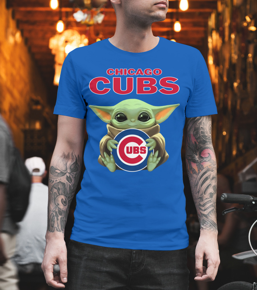 Chicago Cubs Baby Yoda Holding Cubs T-Shirt