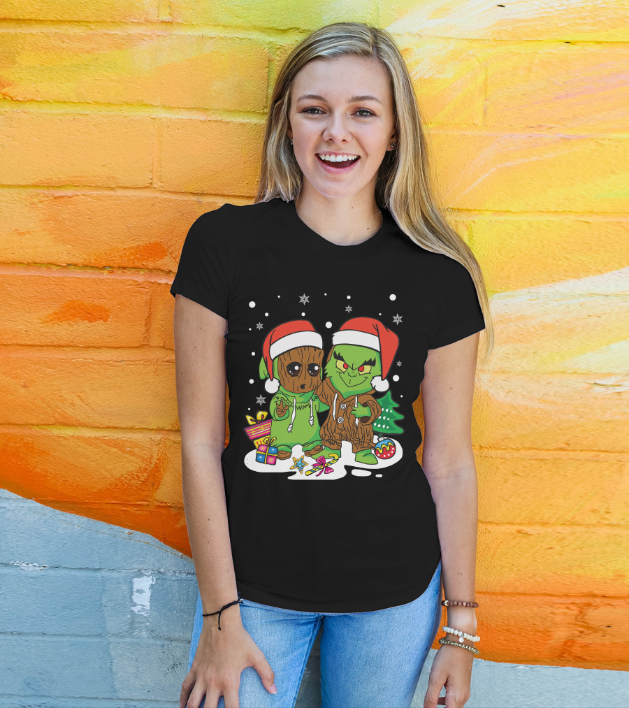 Christmas Friends Santa Hats Holiday Celebration Snowflakes Presents T-Shirt