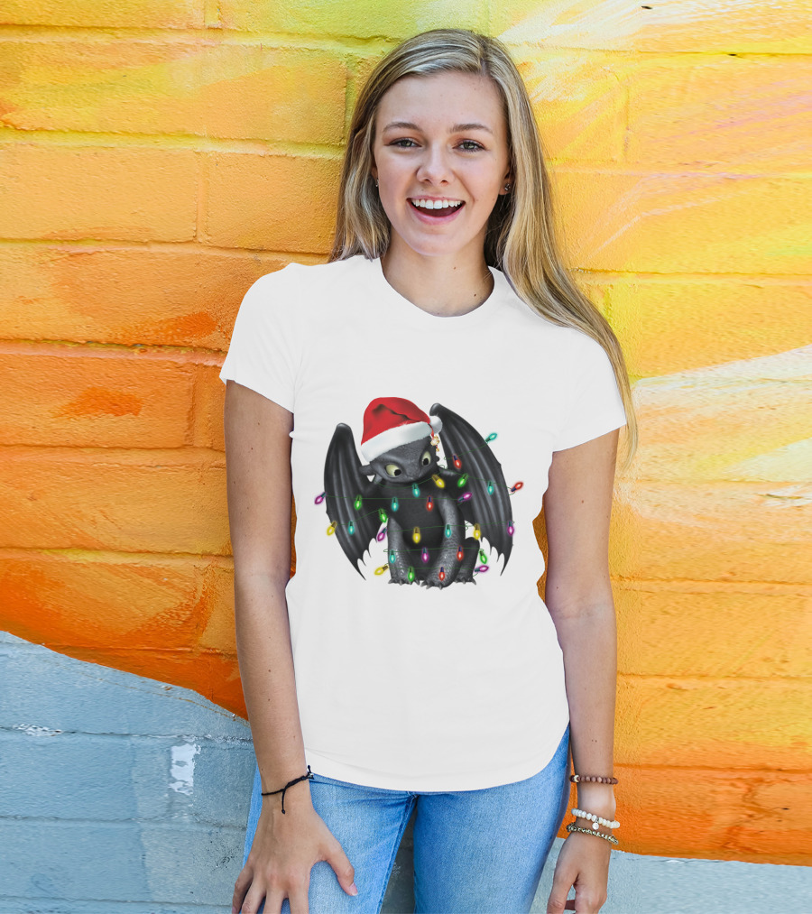 How To Train Your Dragon ZN 297 Toothless Christmas Lights Santa Hat T-Shirt