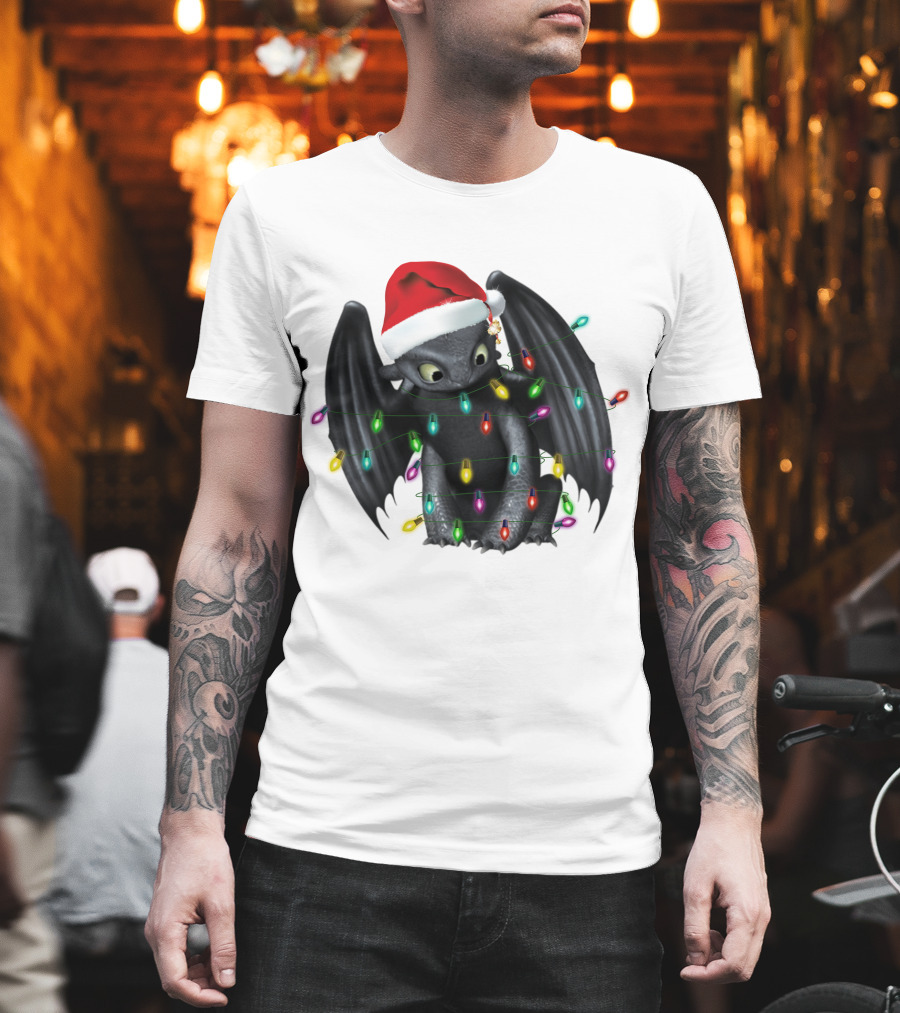 How To Train Your Dragon ZN 297 Toothless Christmas Lights Santa Hat T-Shirt
