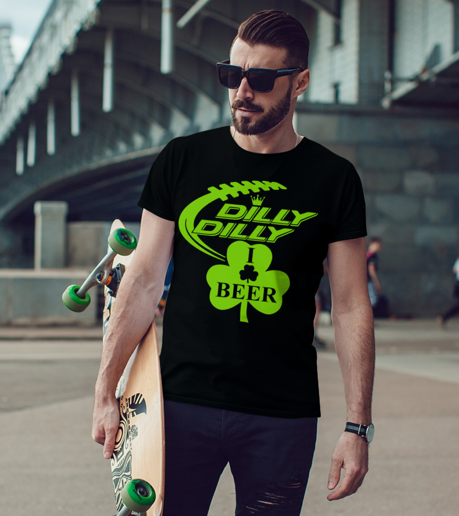 Dilly Dilly I Shamrock Beer Football St Patricks Day T-Shirt
