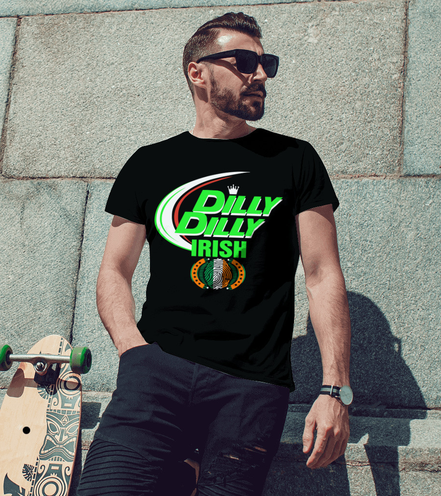 Dilly Dilly Irish St Patrick's Day With Irish Flag And Crown Motif T-Shirt