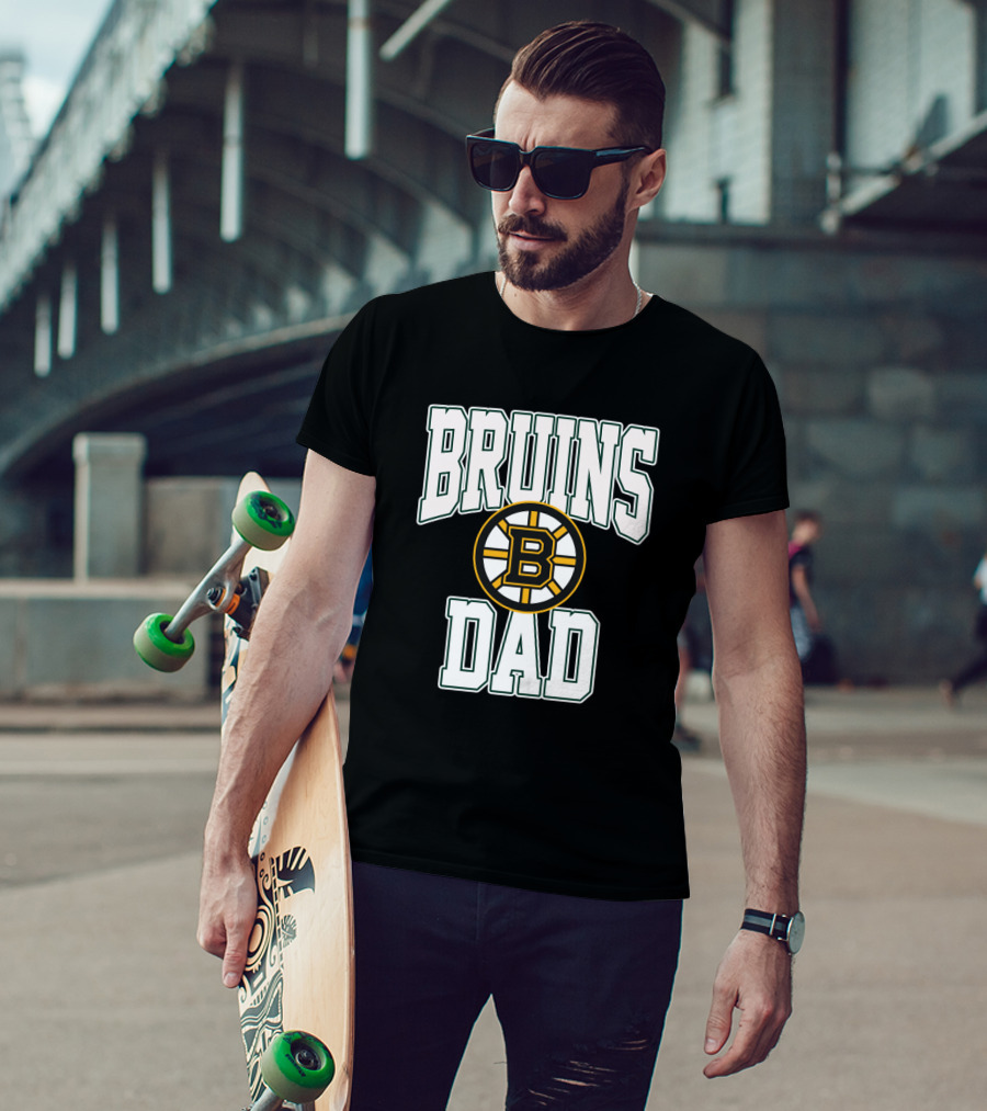 Boston Bruins Dad Fan Gear T-Shirt