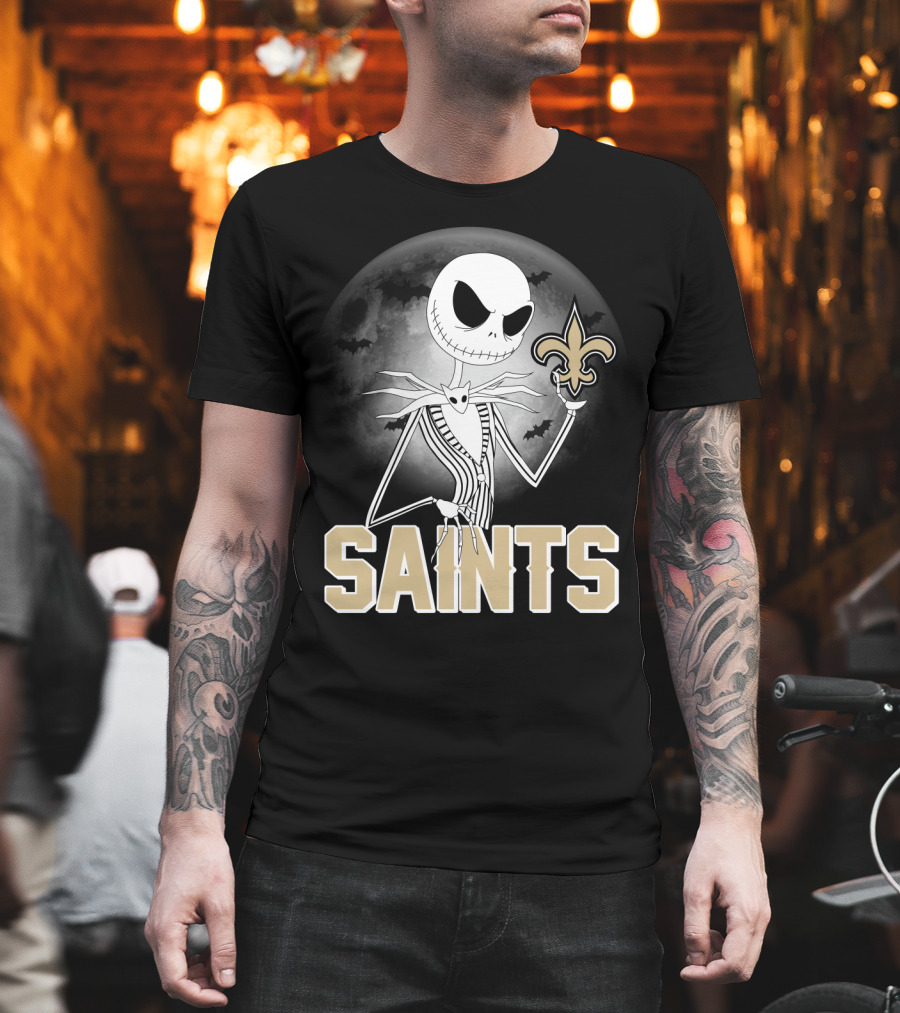Jack Skellington Holding Fleur-De-Lis Halloween New Orleans Saints T-Shirt