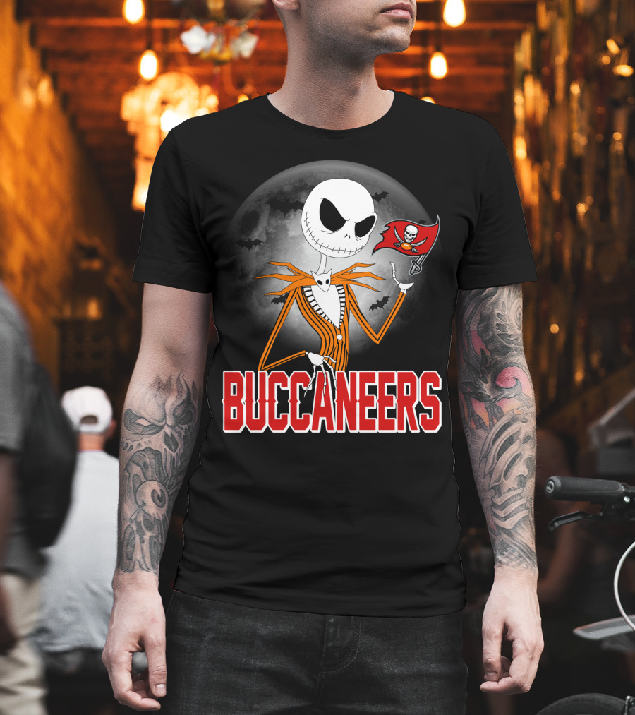 Jack Skellington Halloween Tampa Bay Buccaneers T-Shirt