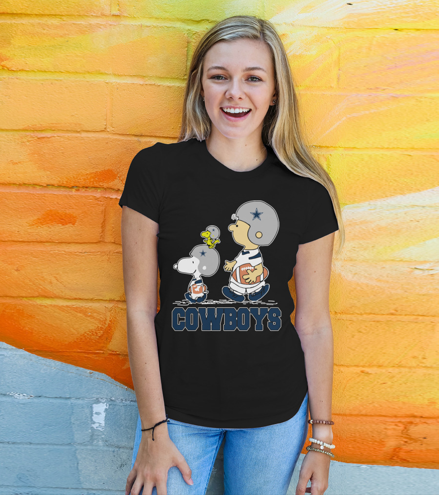 Snoopy Peanuts Dallas Cowboys Football Fans T-Shirt
