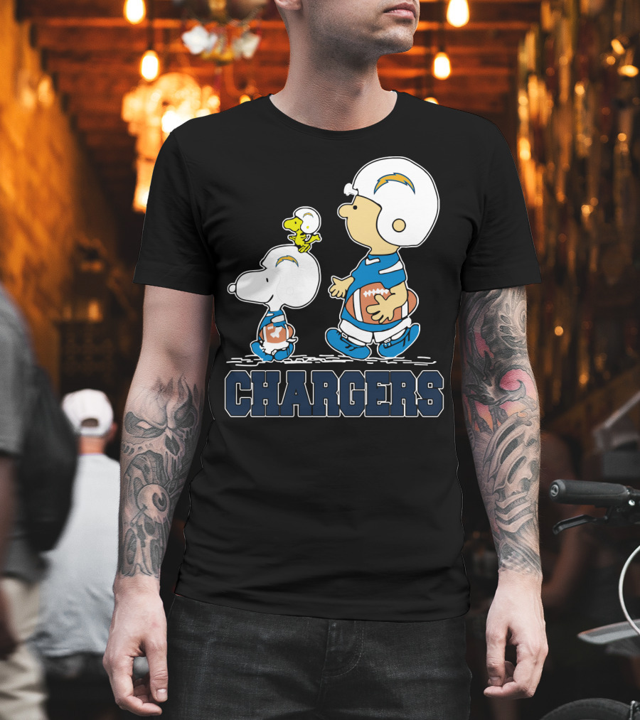 Snoopy And Woodstock With Los Angeles Chargers Football Helmets And Jersey T-Shirt