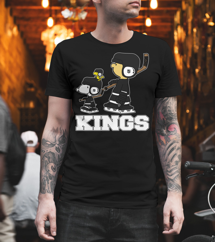 Snoopy And Woodstock Los Angeles Kings Hockey Fans T-Shirt