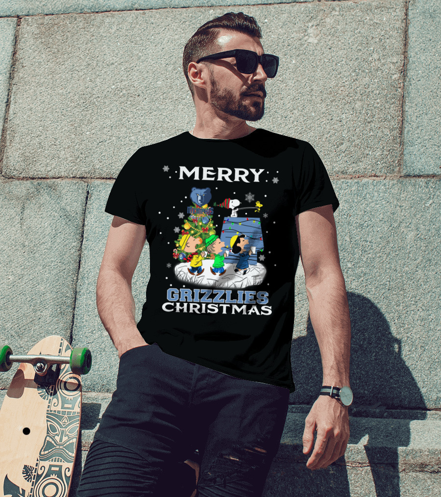 Merry Memphis Grizzlies Christmas Snoopy And Friends Holiday Scene T-Shirt