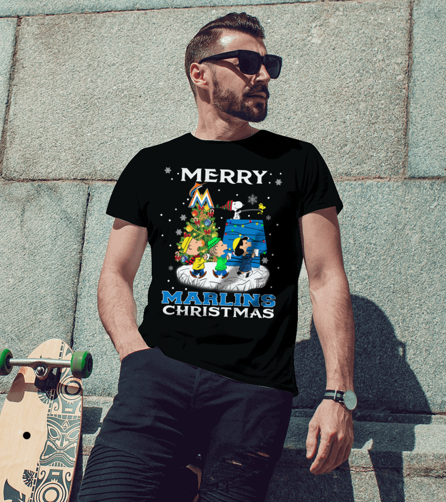 Merry Miami Marlins Christmas With Snoopy And Peanuts Characters T-Shirt