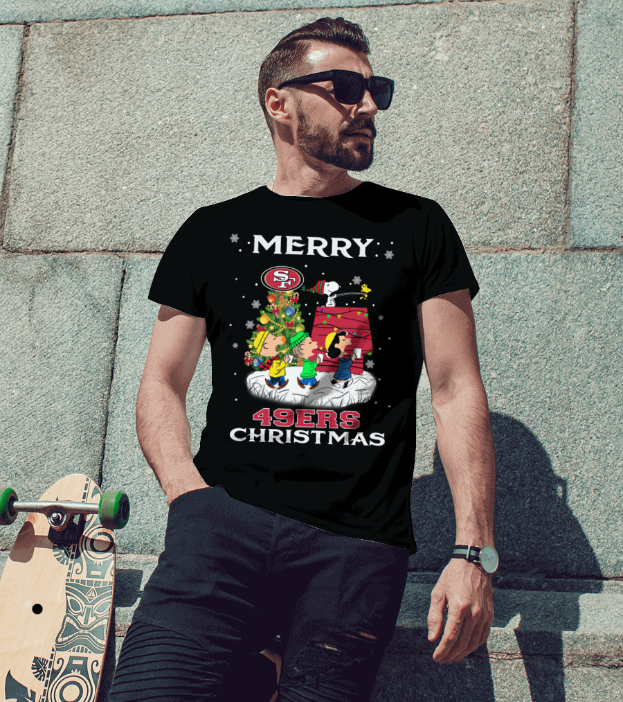 Merry 49ers Christmas Snoopy Peanuts Caroling Tree T-Shirt