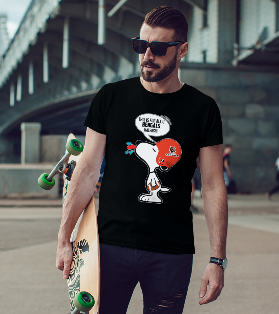 Snoopy Cincinnati Bengals Helmet Speech Bubble Haters Football T-Shirt