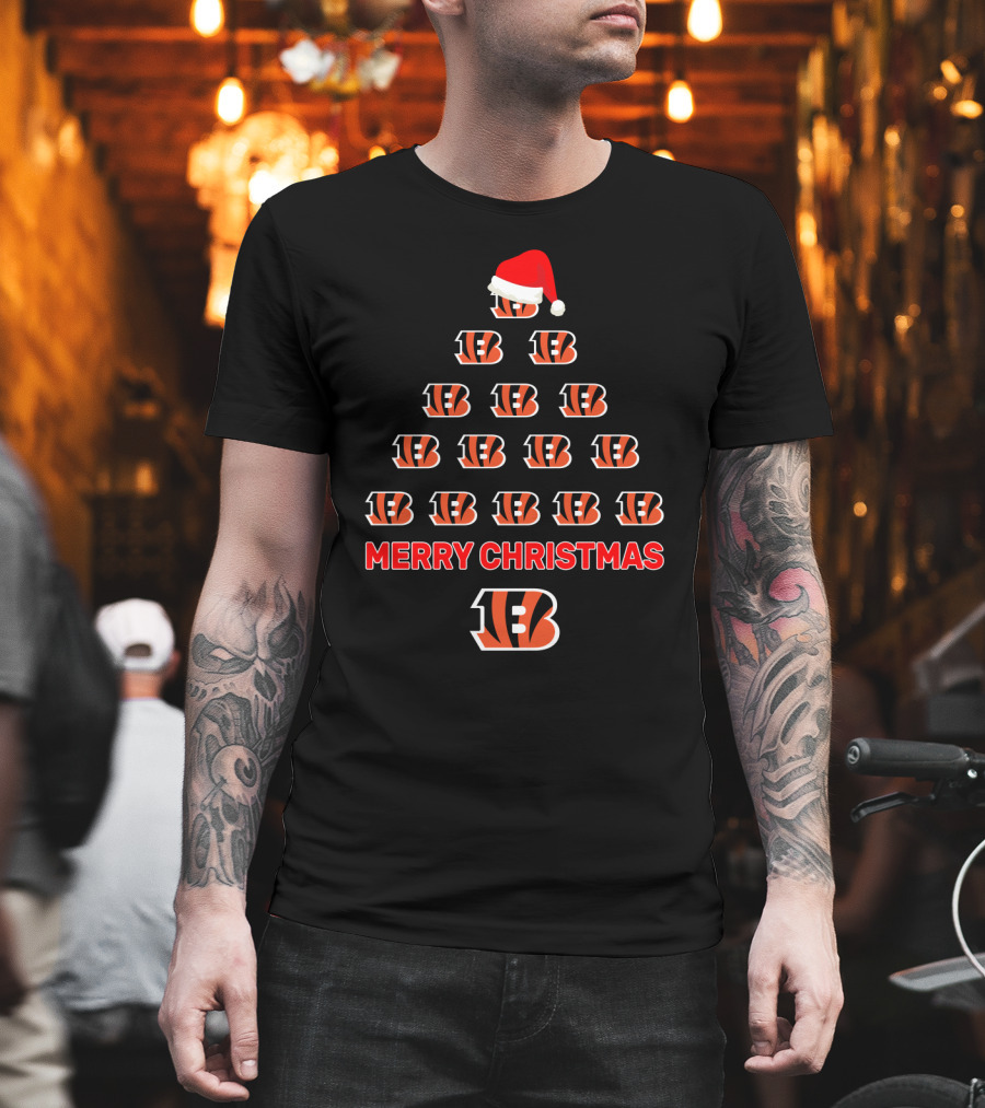 Merry Christmas Tree With Cincinnati Bengals Logo And Santa Hat T-Shirt