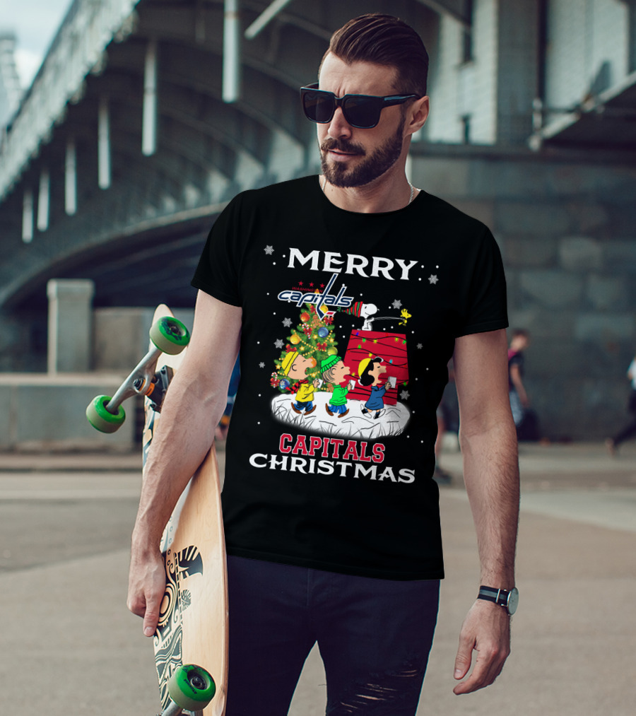 Merry Washington Capitals Christmas Snoopy Peanuts Ice Hockey T-Shirt