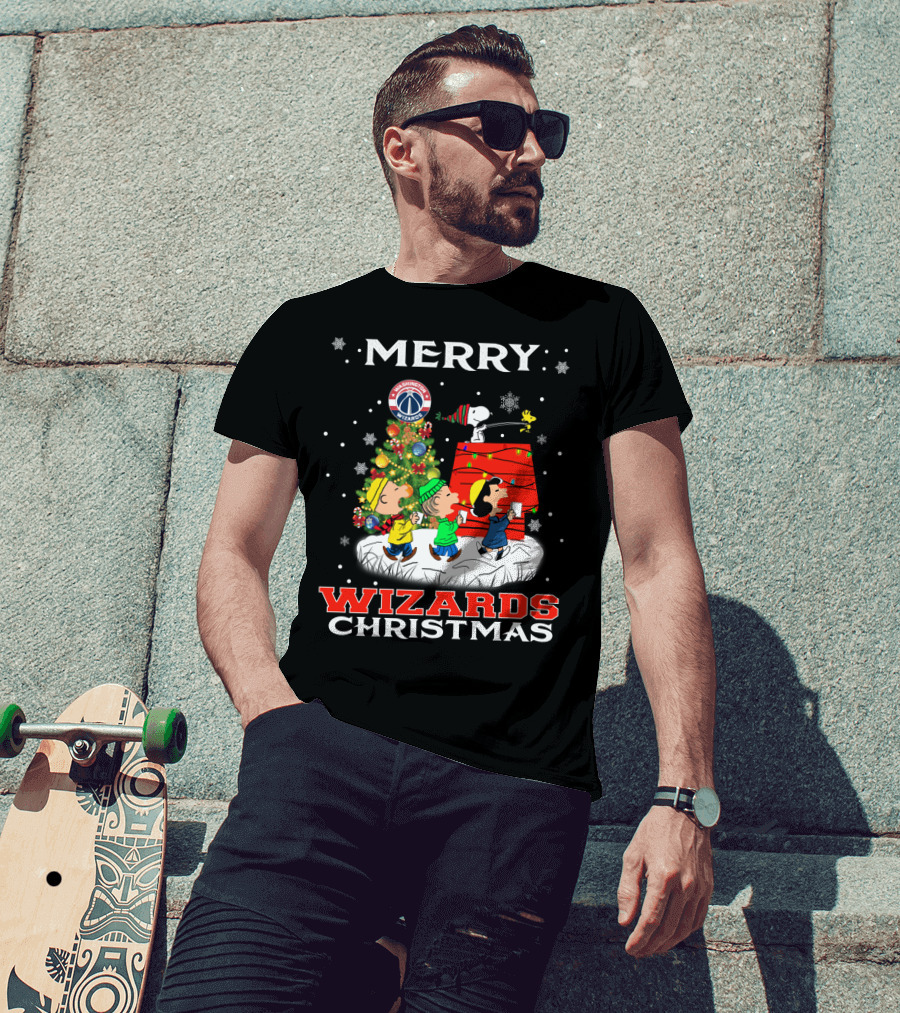 Merry Washington Wizards Christmas Snoopy Fans Christmas Tree Festive Celebration T-Shirt