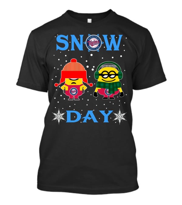Minnesota Twins Snow Day Featuring Minions Fans In Winter Gear T-Shirt