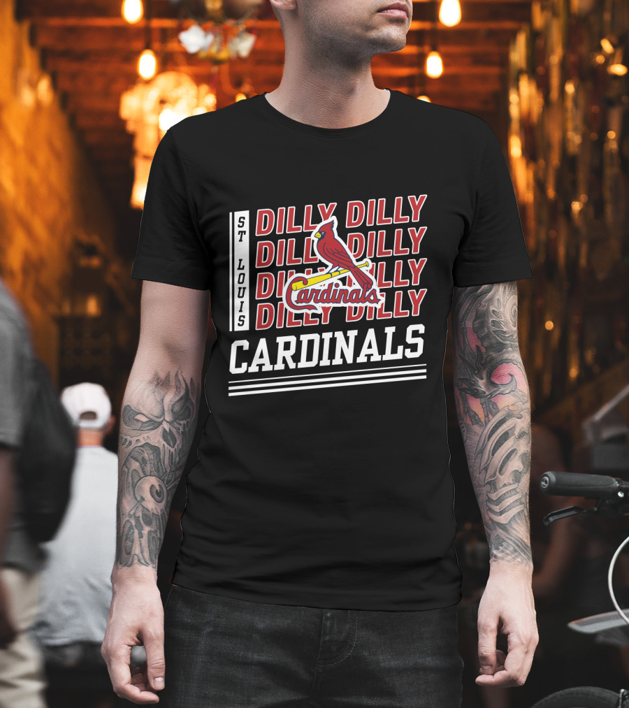 St Louis Cardinals Dilly Dilly Red Bird Logo Cardinals Layered Text T-Shirt