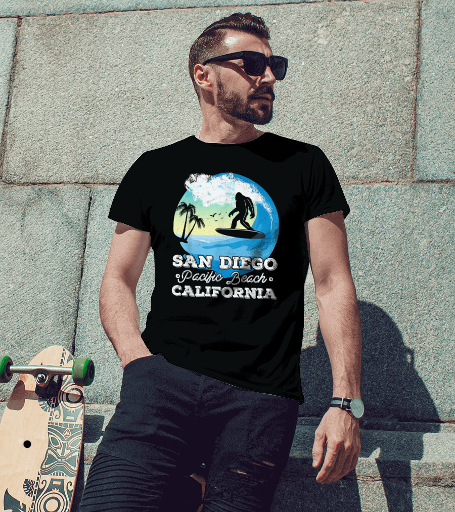 San Diego Pacific Beach California Bigfoot Surfer Adventure Scene T-Shirt